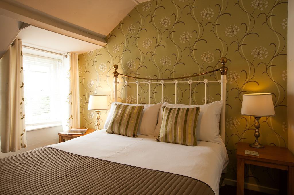 Hollybush Inn Greenhaugh Camera foto